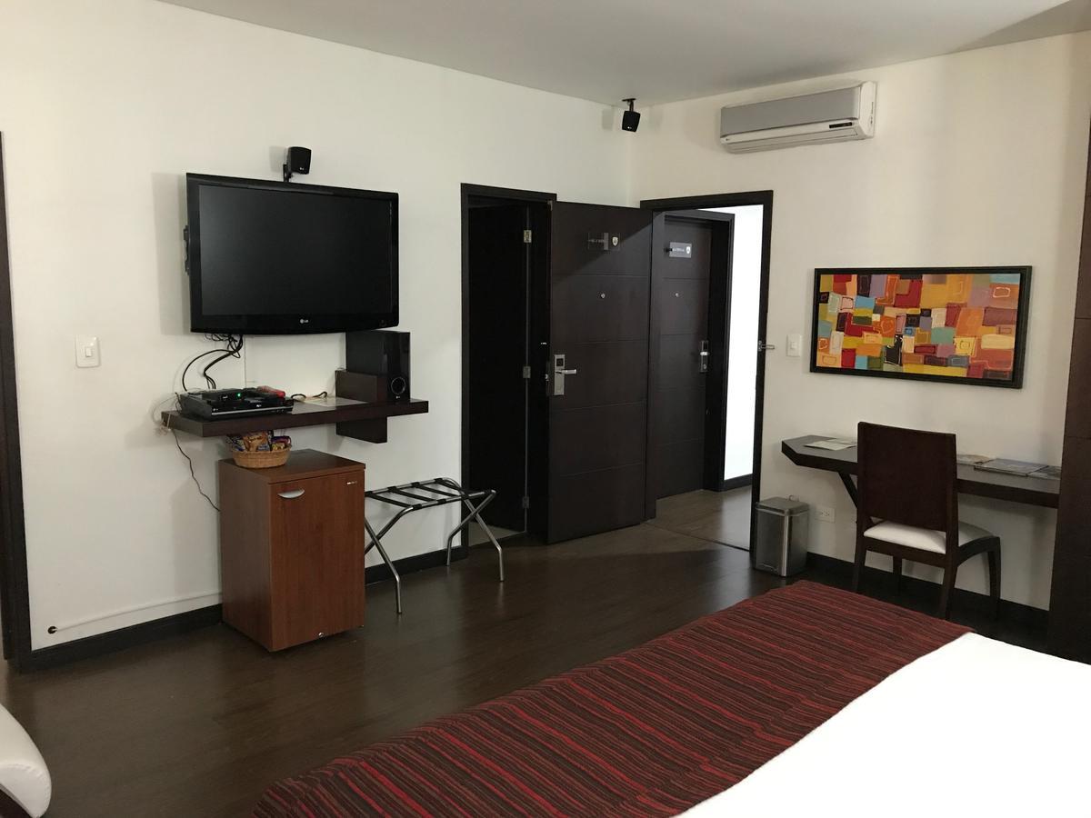 Boutique Casa Farallones Cali