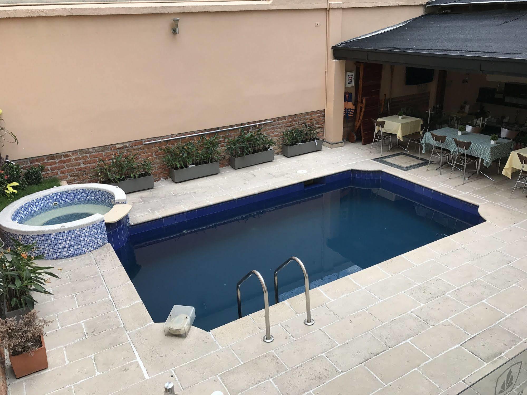 Hotel Boutique Casa Farallones Cali