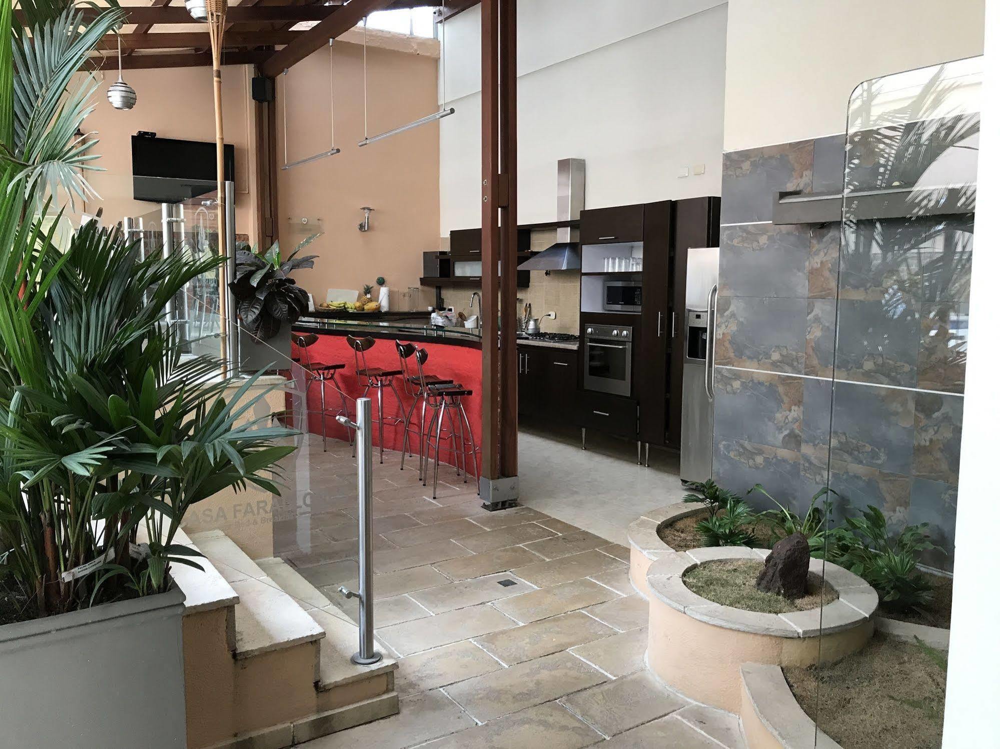 Boutique Casa Farallones Cali